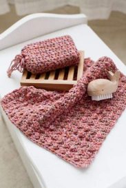 Crocheted Baby Bath Set Image
